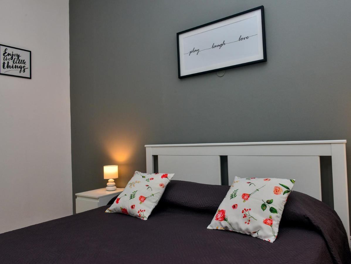 Amaryllis Apartments 바게리아 외부 사진